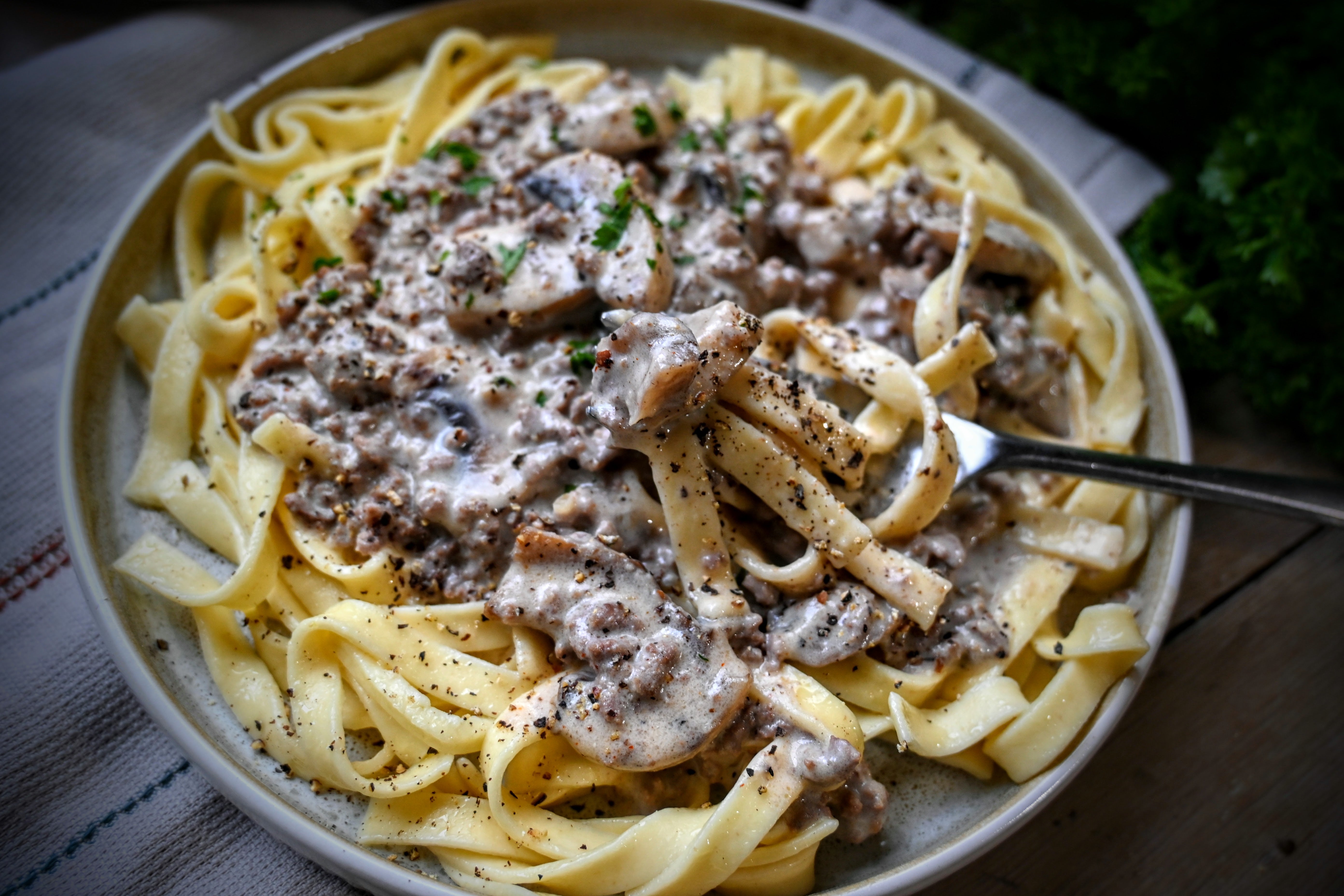 Easy Ground Beef Stroganoff