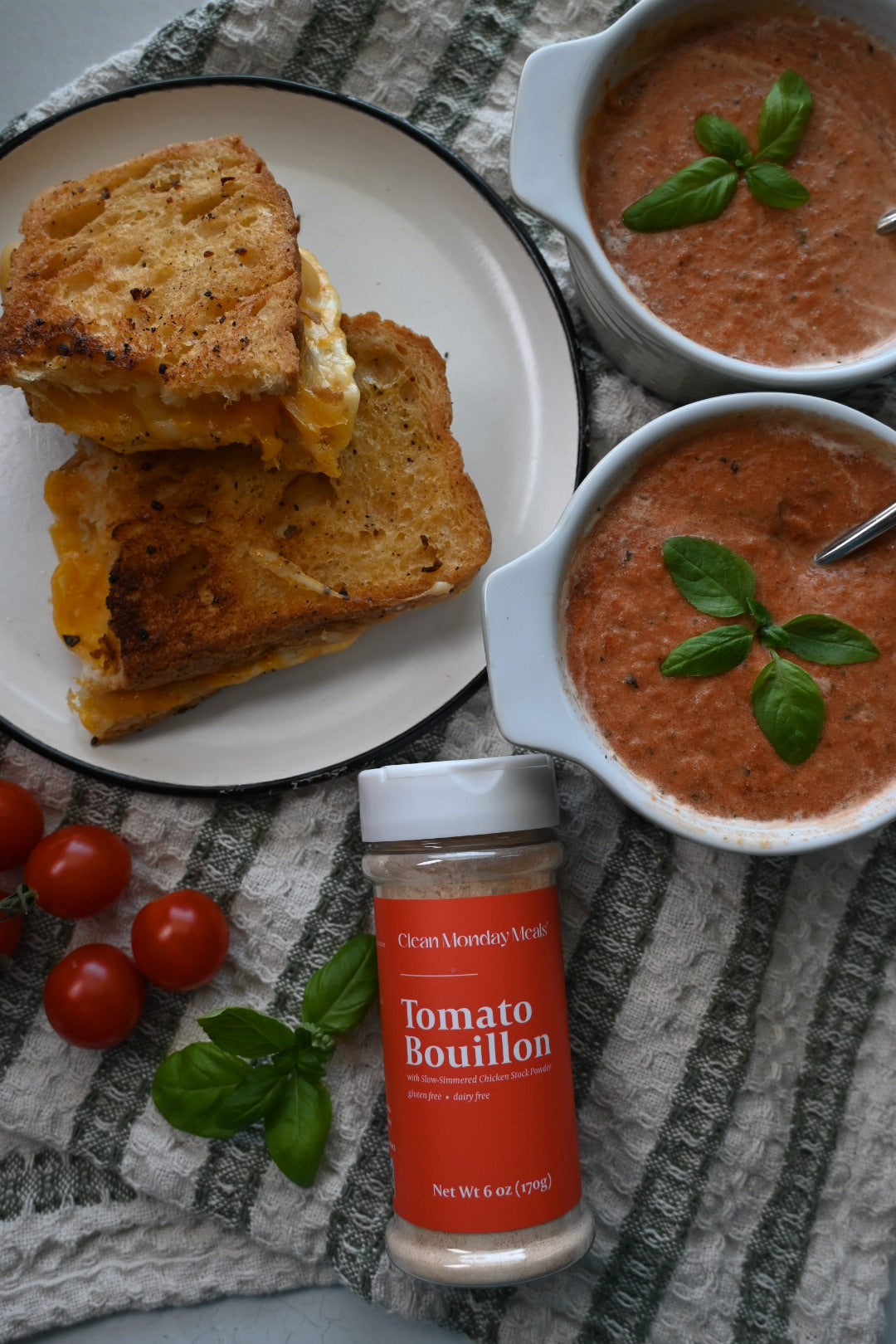 Easy Creamy Tomato Basil Soup