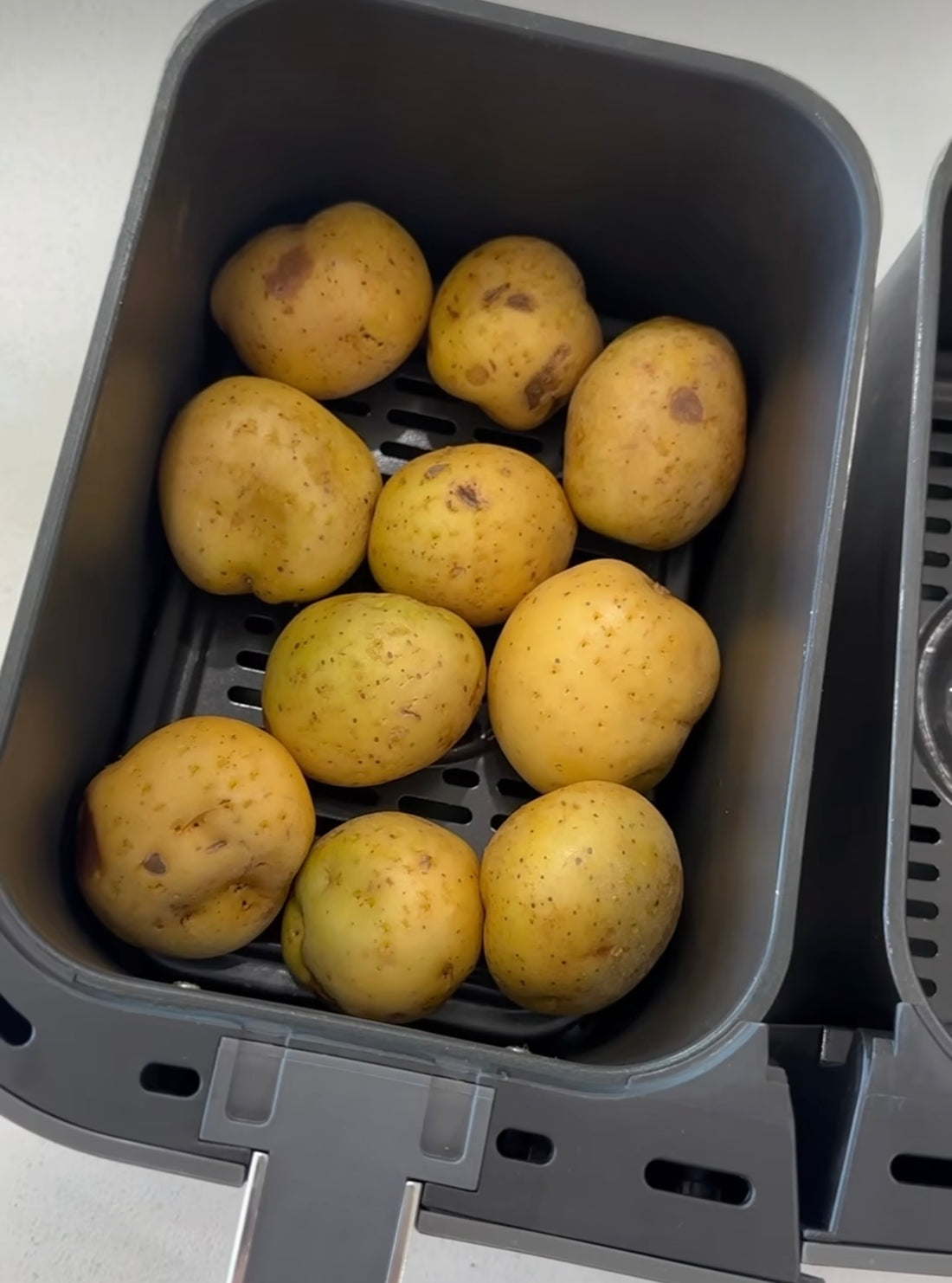 Easy Air Fryer Baked Potatoes