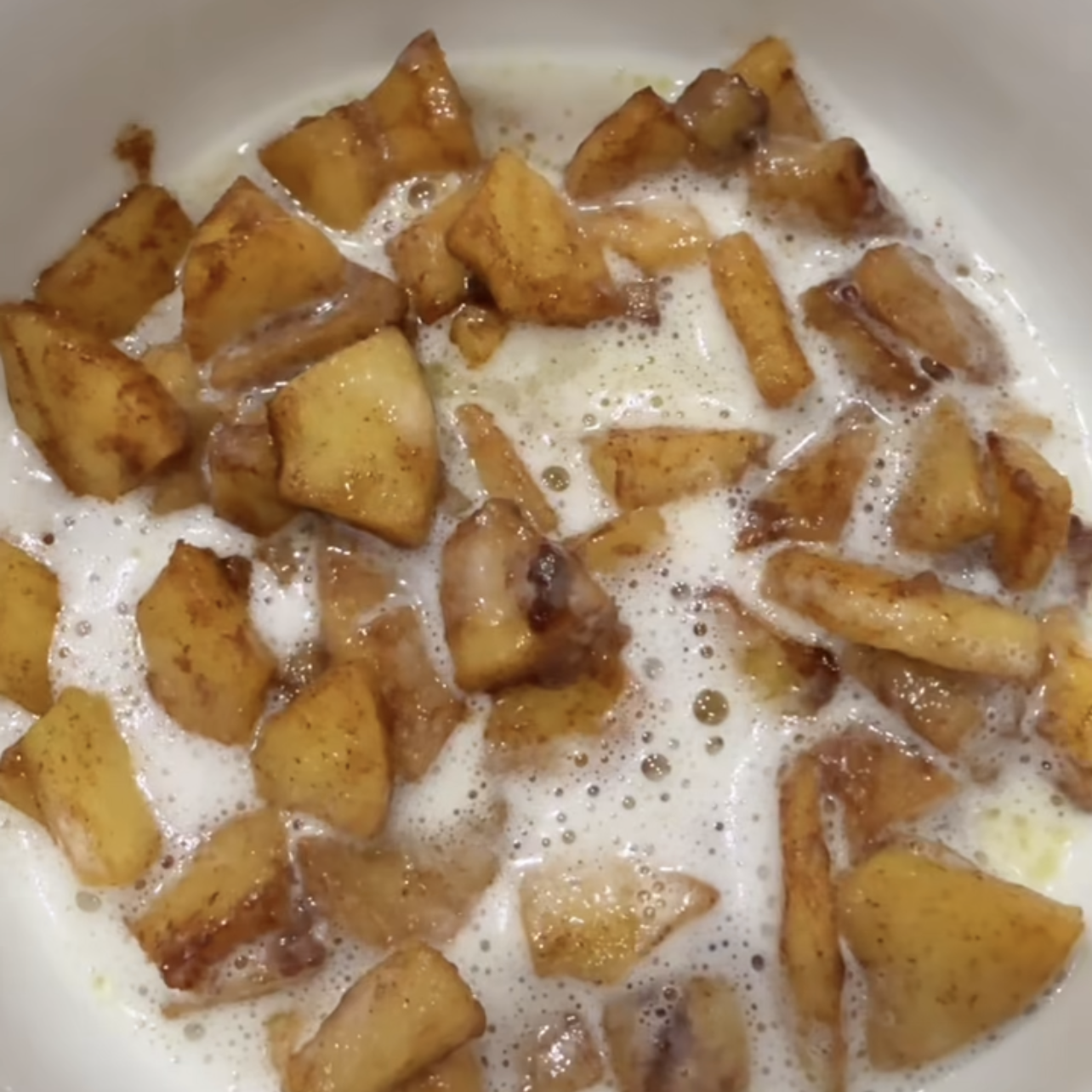 Cinnamon Apples with Coconut Milk